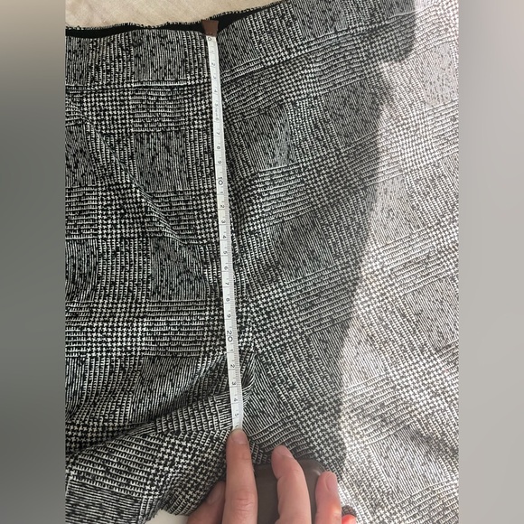 Massimo Dutti weathered black and white pants. - Picture 8 of 9